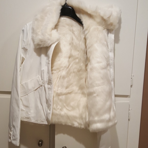 jacket - Picture 2 of 3